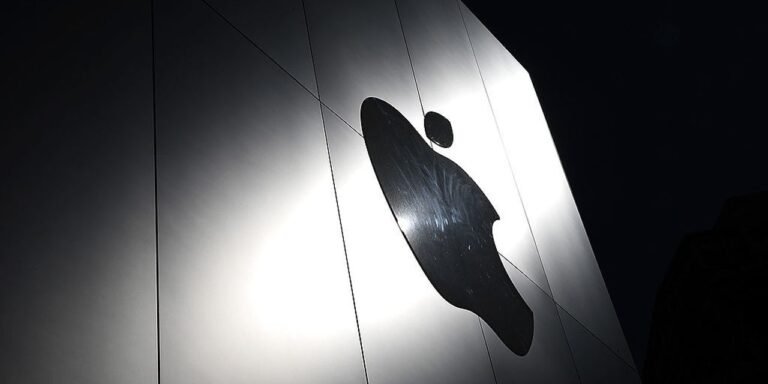 Apple’s Earnings Can Boost the Stock Market. Here’s What It Needs to Deliver.