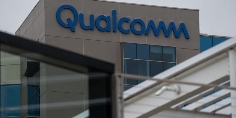 Qualcomm's guide back down.  The arrow goes down.